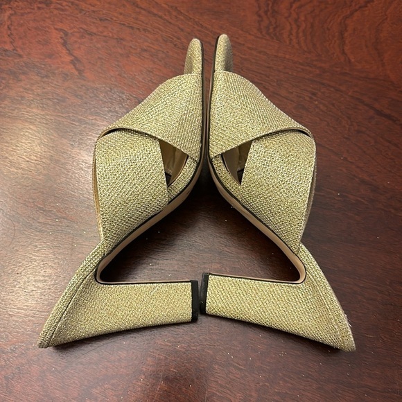 Marc Fisher Gold Metalic Slip-On Heels Sandals NWOB Sz 8 Party Date Metalic Chic - Picture 5 of 8